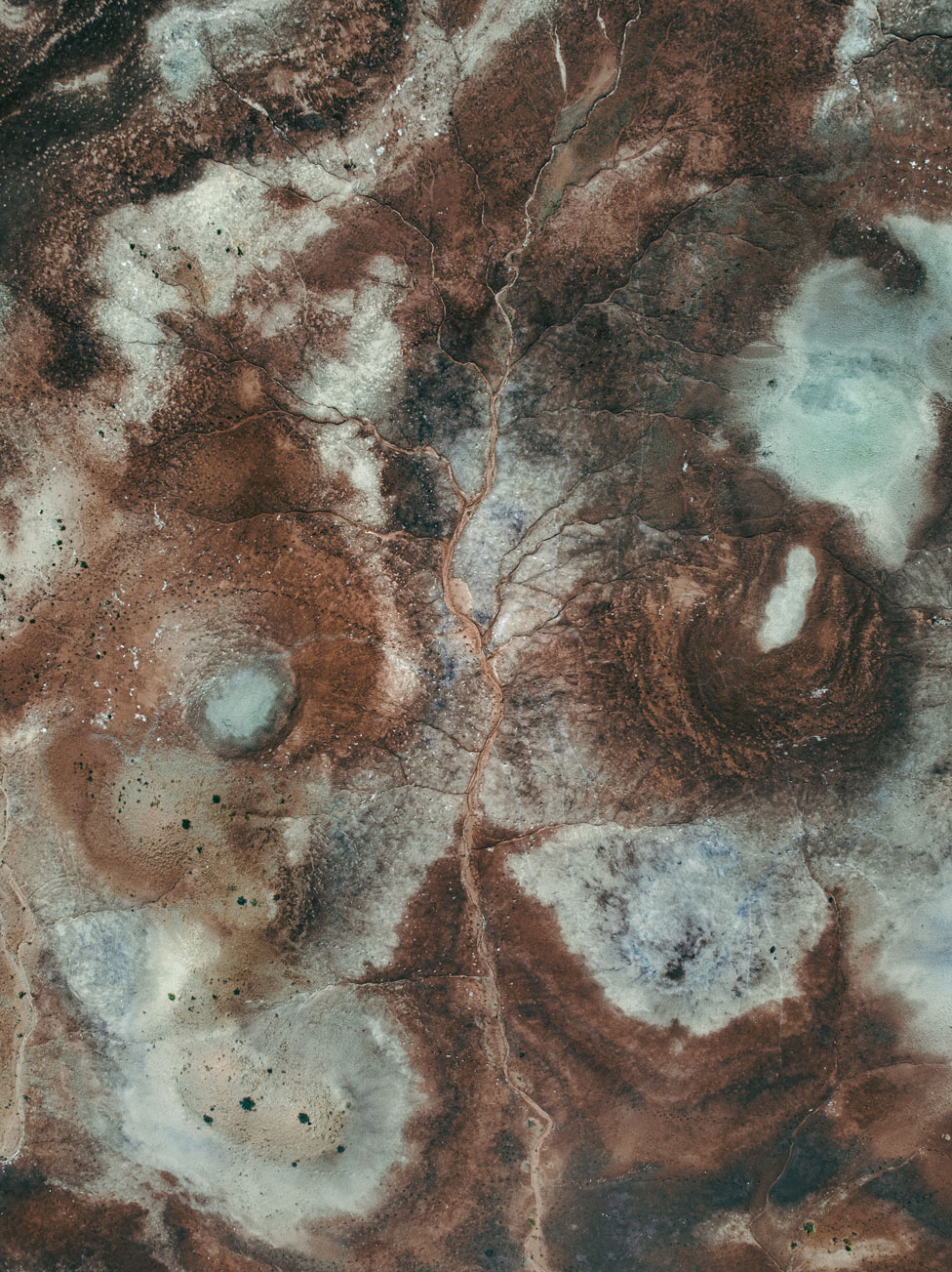 Paysage géologique abstrait vu du ciel